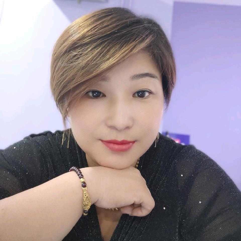 烫煮风转转小火锅