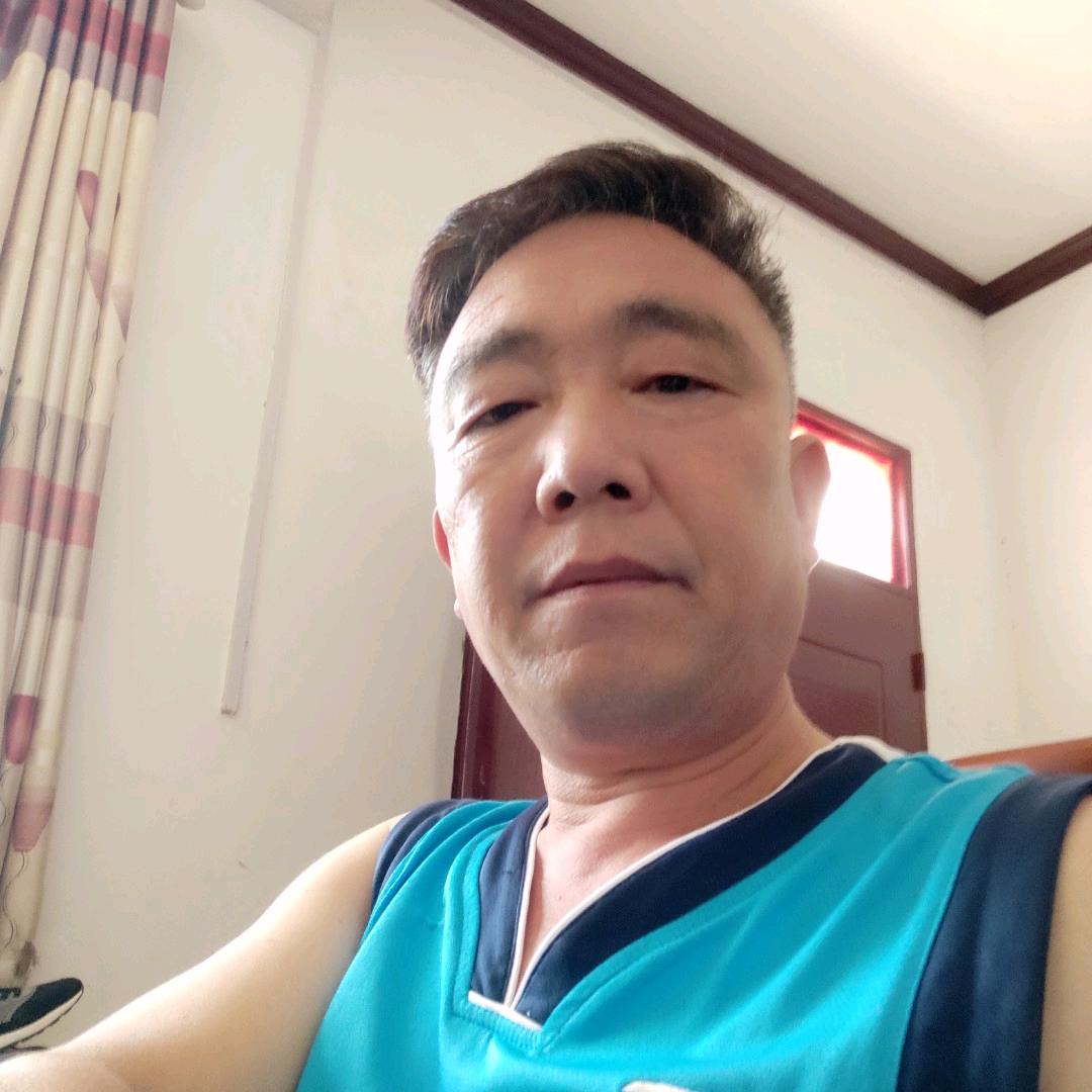 普乐鞋服