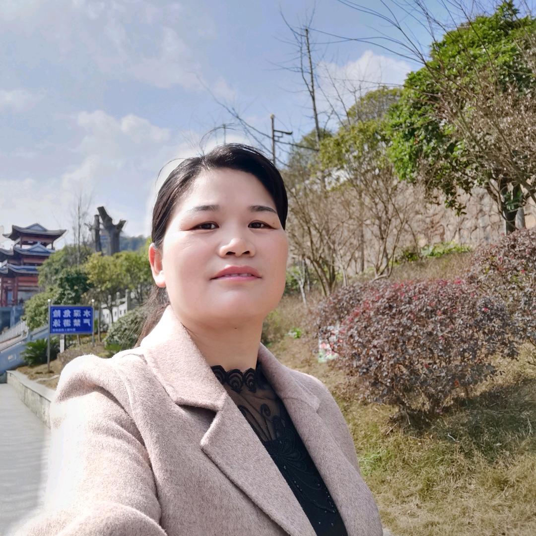 芳草依依，年年有