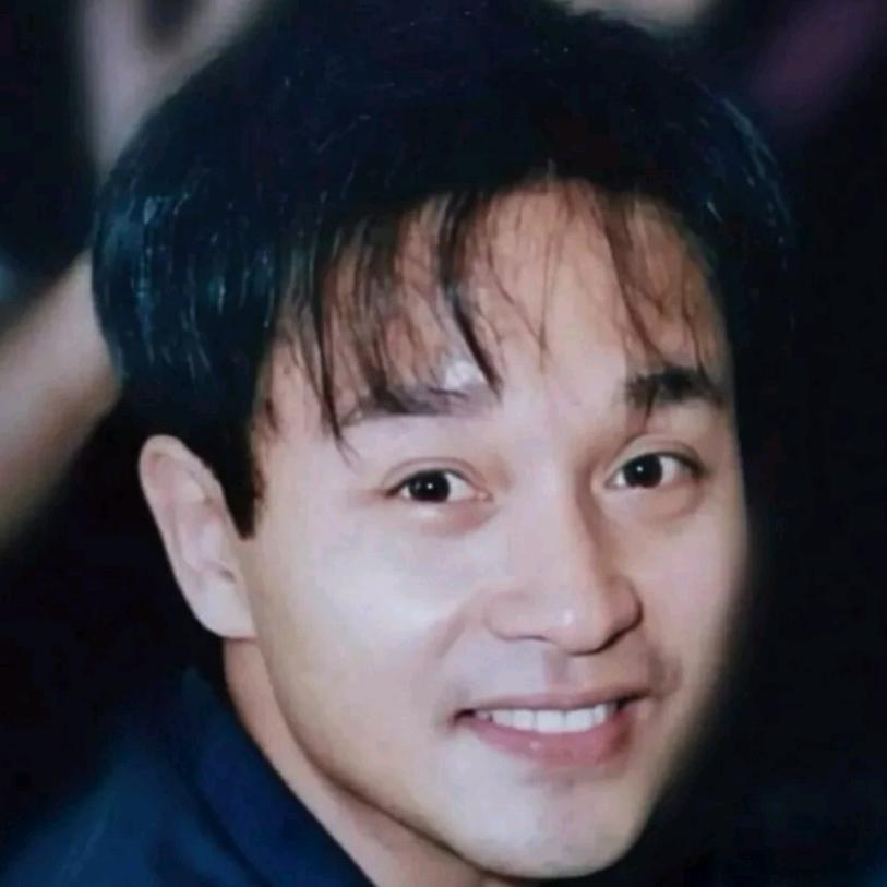 頭髮有點亂