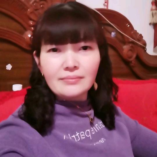 青青河边草