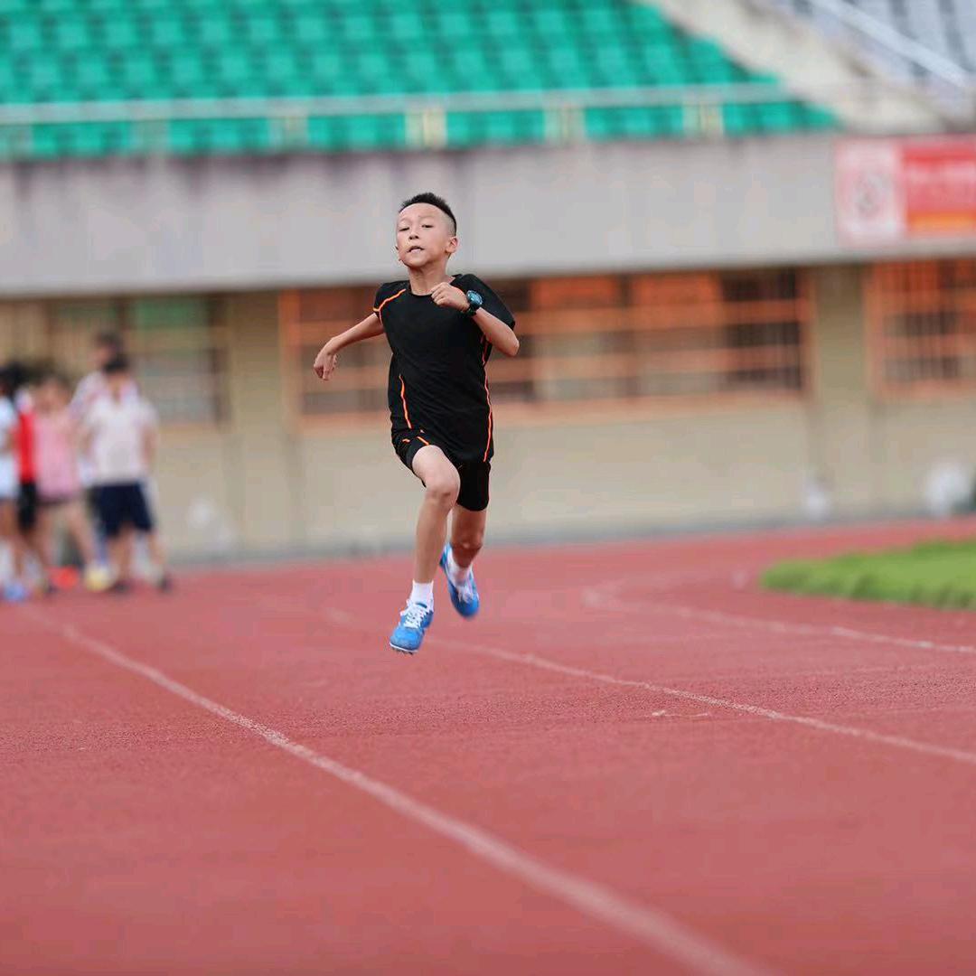 奔跑吧 少年
