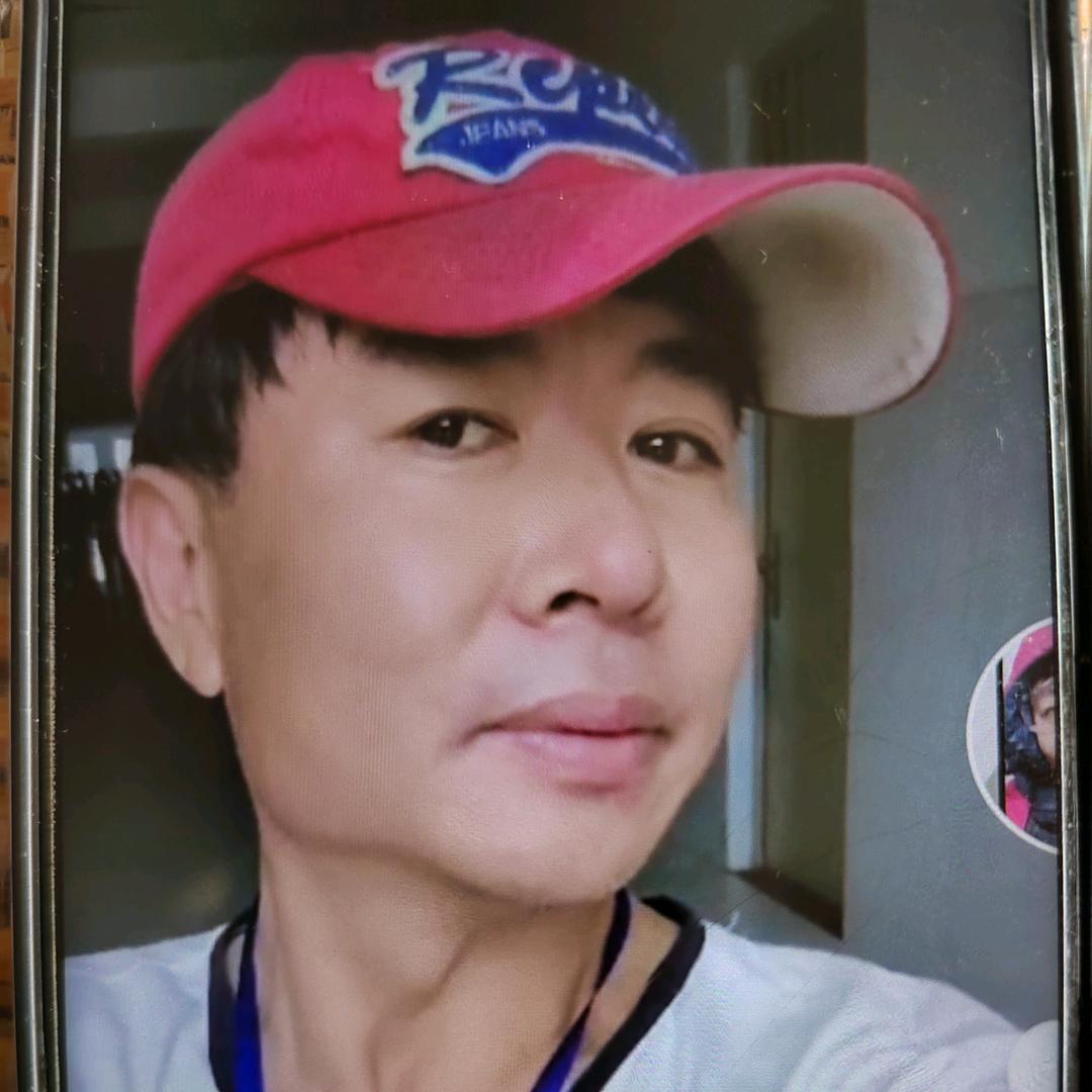 爱因思念是谁