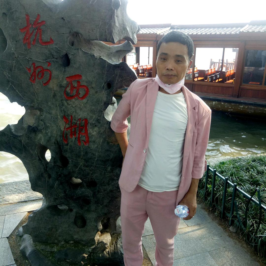 郎郎🎤晚6点20分开播！才艺表演！