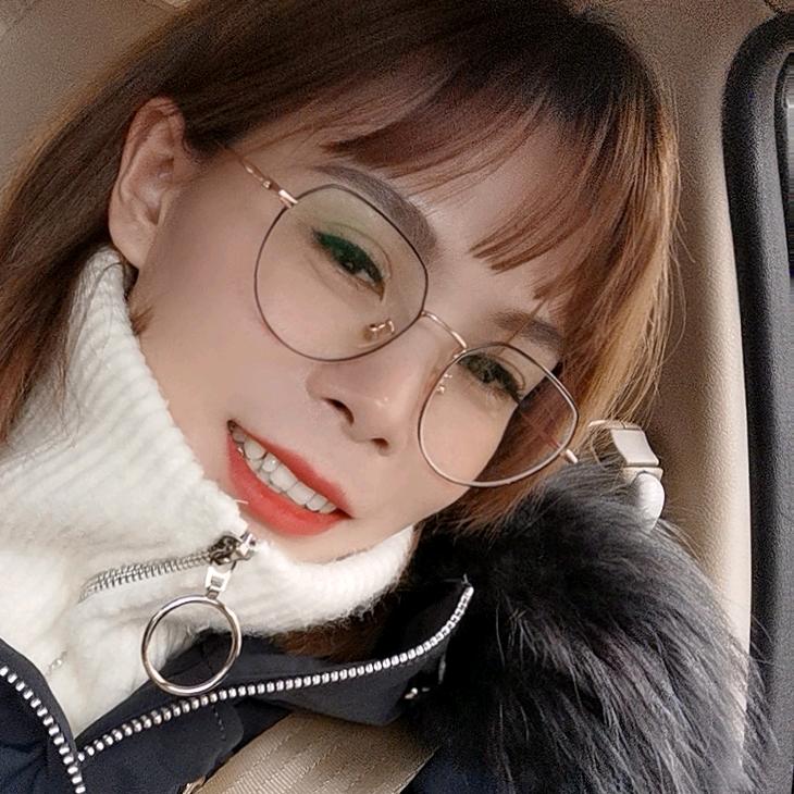 稚气老阿姨😝