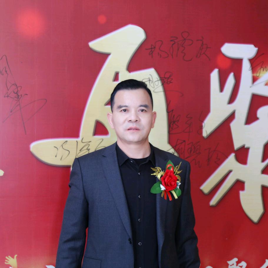 持中秉正 感恩关注（每天连赞超三个拉黑）