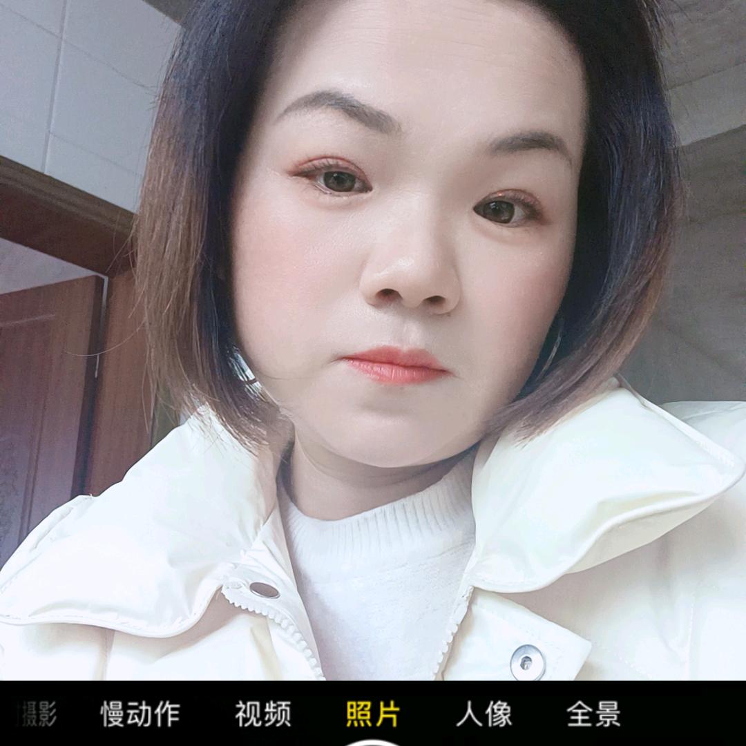 爱跳舞罗怡