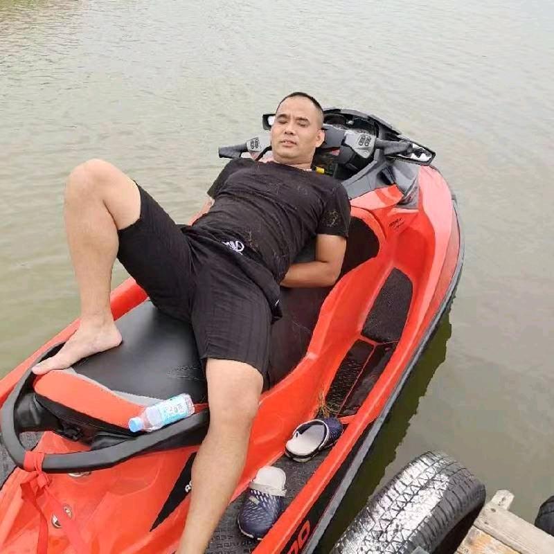 玩走《有关必回》