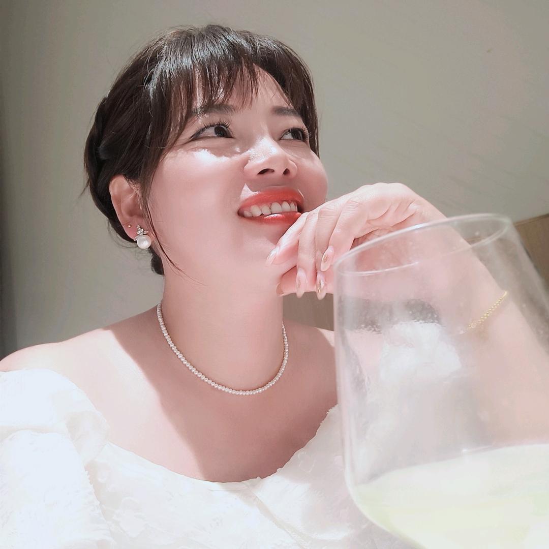 (林)小燕子