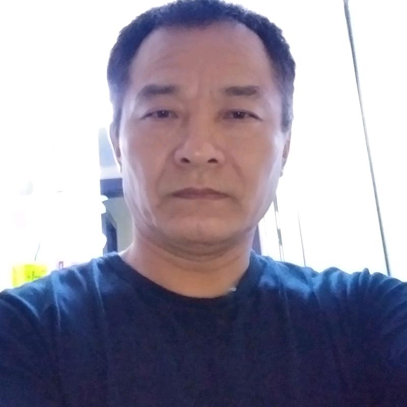 华