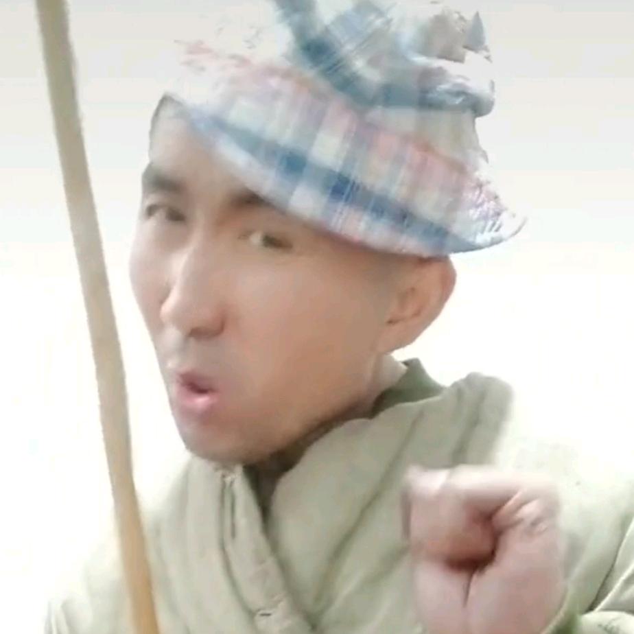 山山（