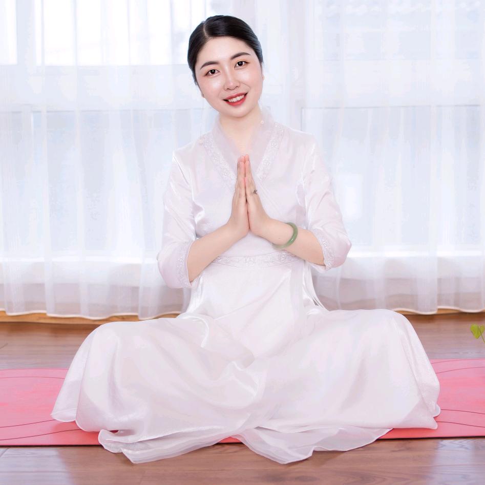平舆轻舞瑜伽
