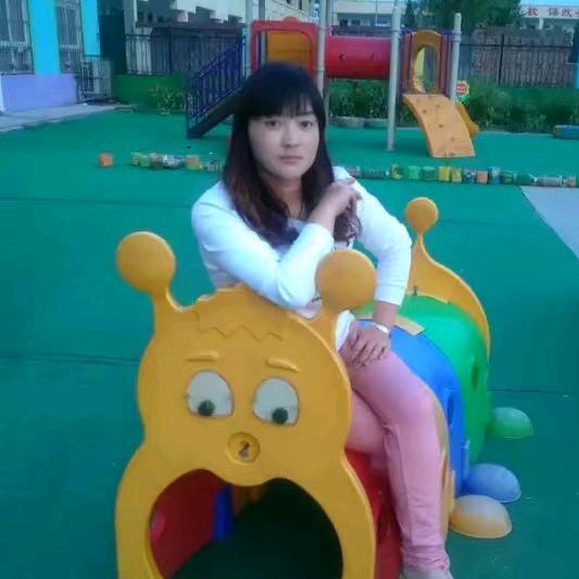 潘潘爱剪纸