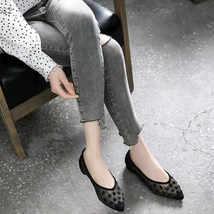 菲卡梵鞋服商行