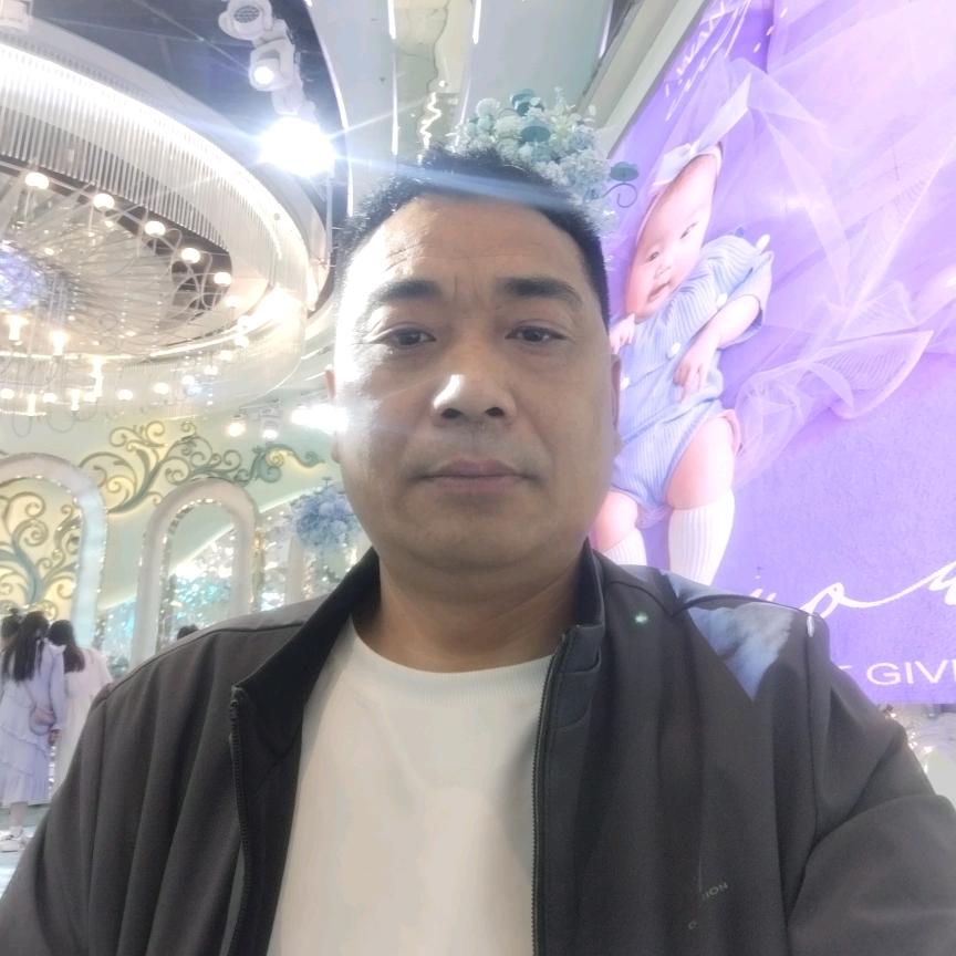 东梁哥