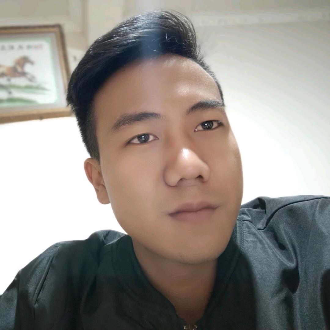 尹小宝丶2002