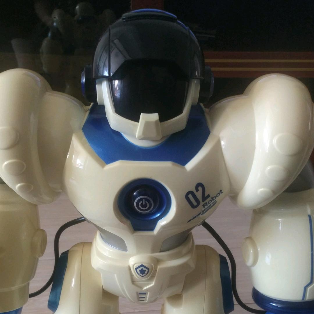关斌