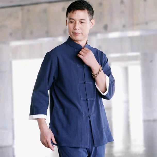 弦吟大商时代服饰专卖店