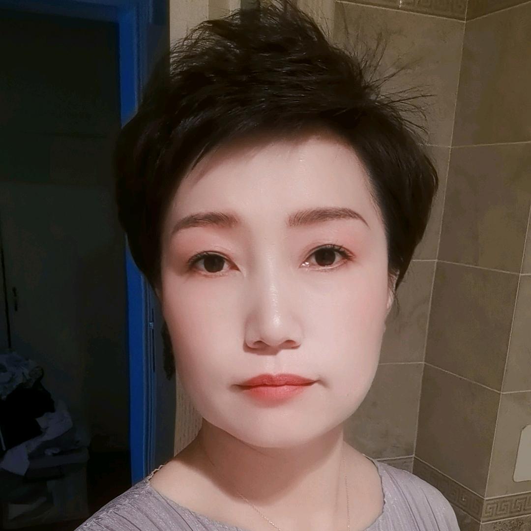 贾艳:雨润艳佳嫩