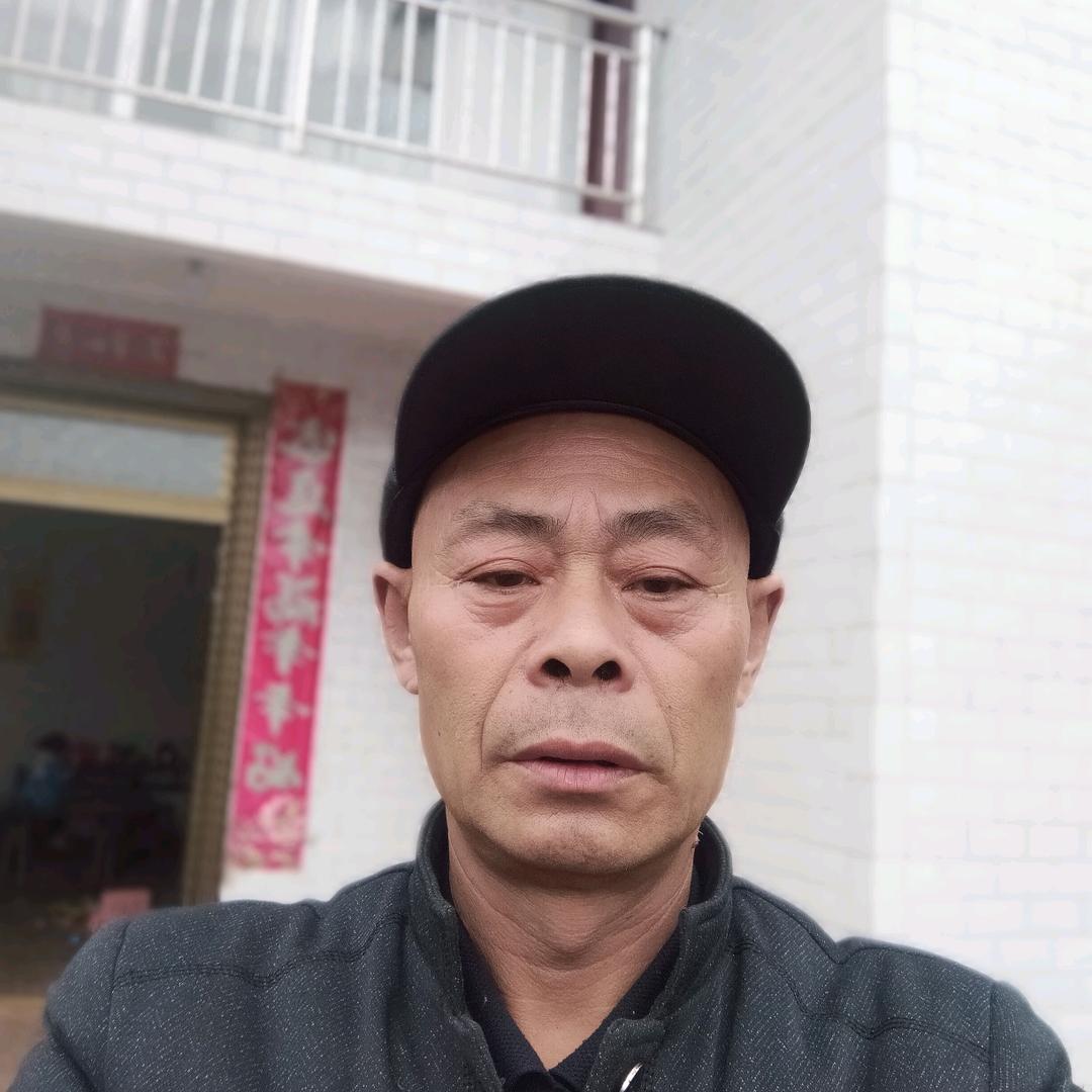 杨汝春