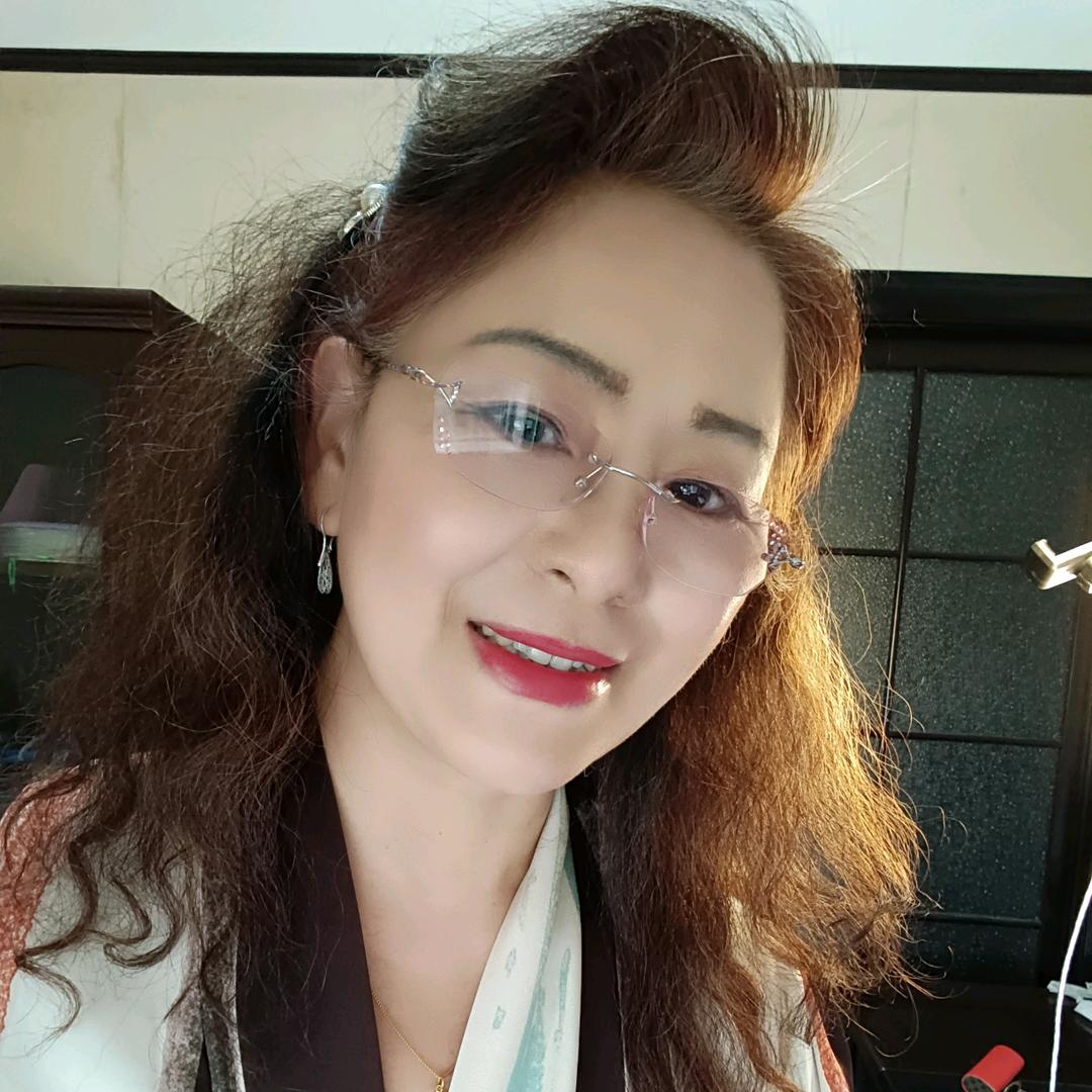 雾都女人女装店生病直播暂停