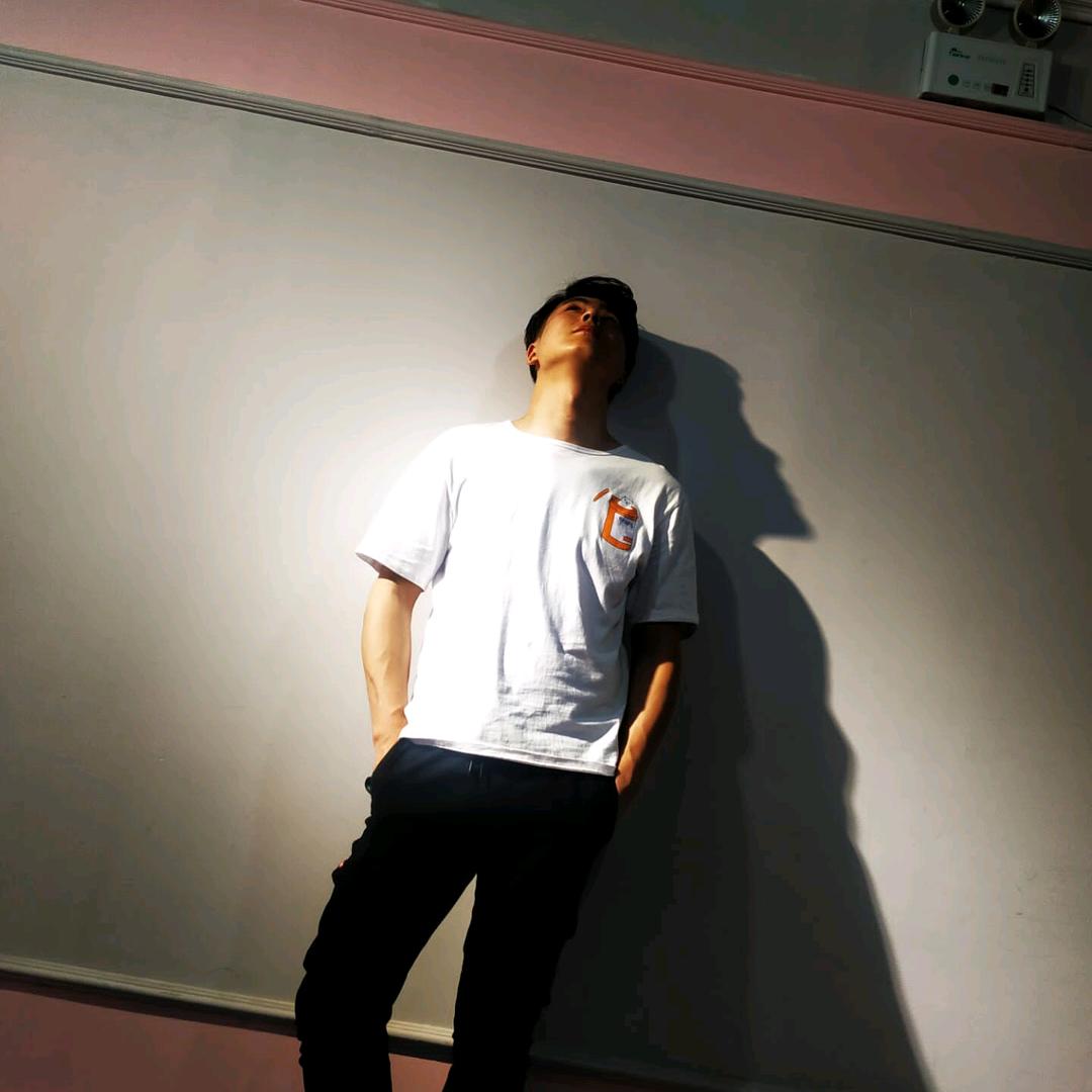 蜻蜓队长超级帅