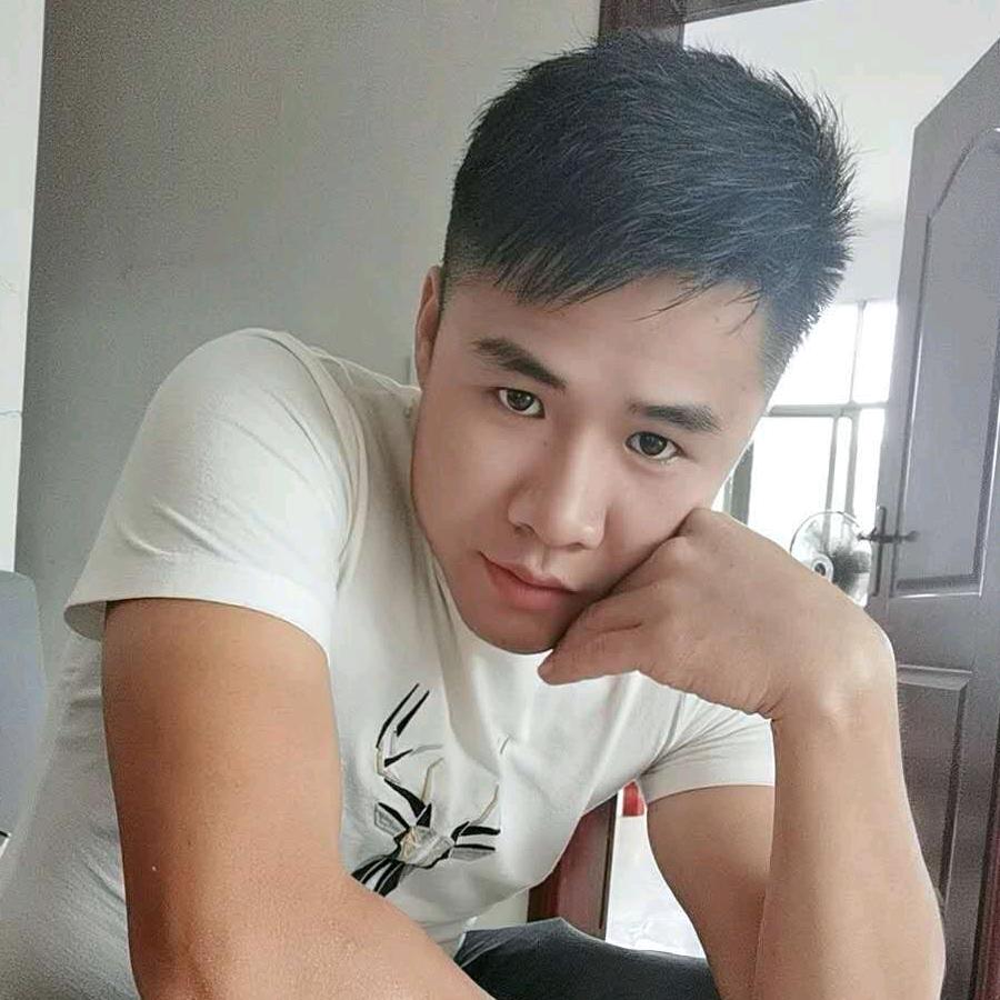 路过ノ月之影头像