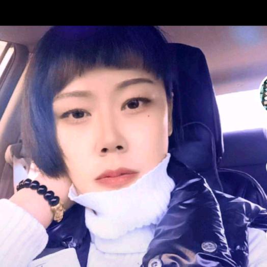 美业霞