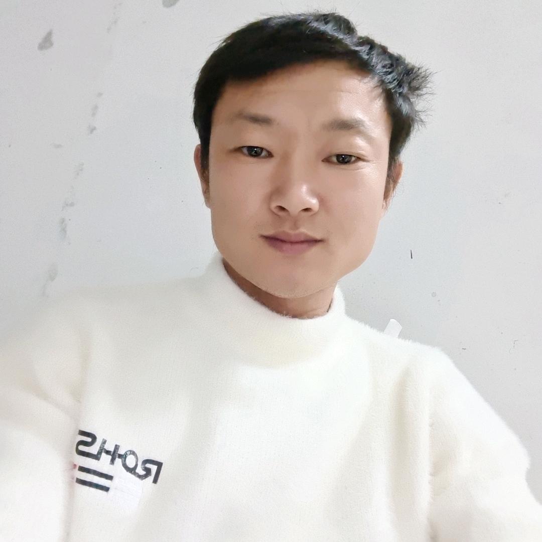 深院锁青丘龚元生