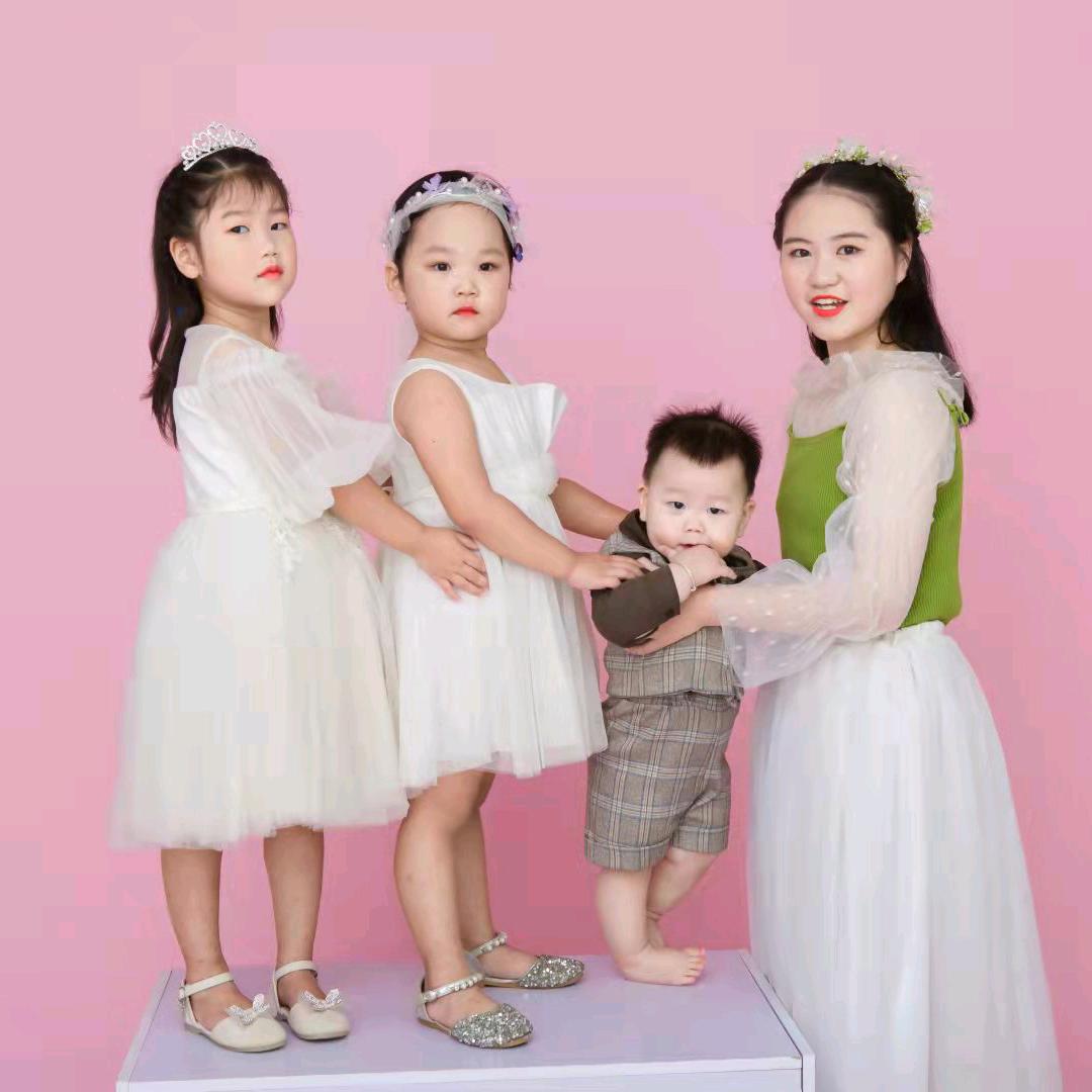 咿咿呀呀(^m^ )3琳雅