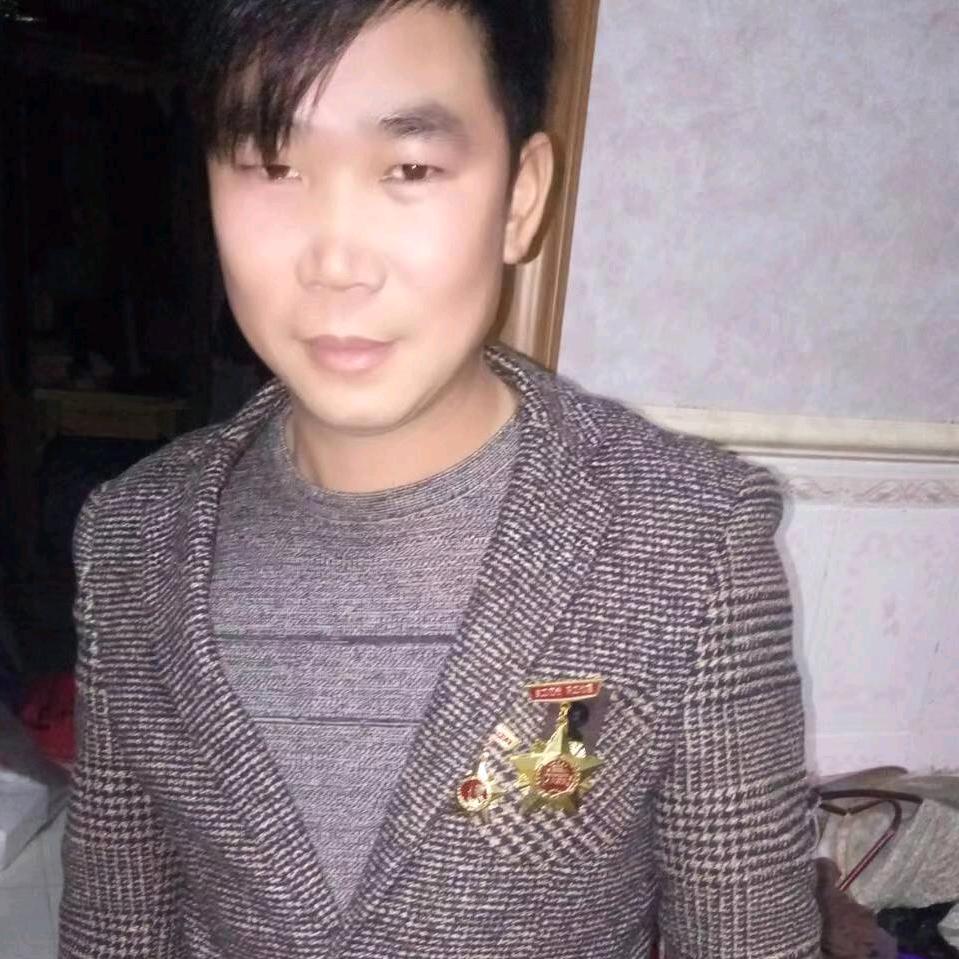 哥哥_225840116