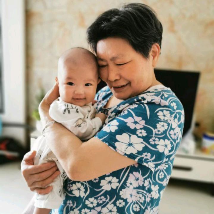 奂奂奶奶