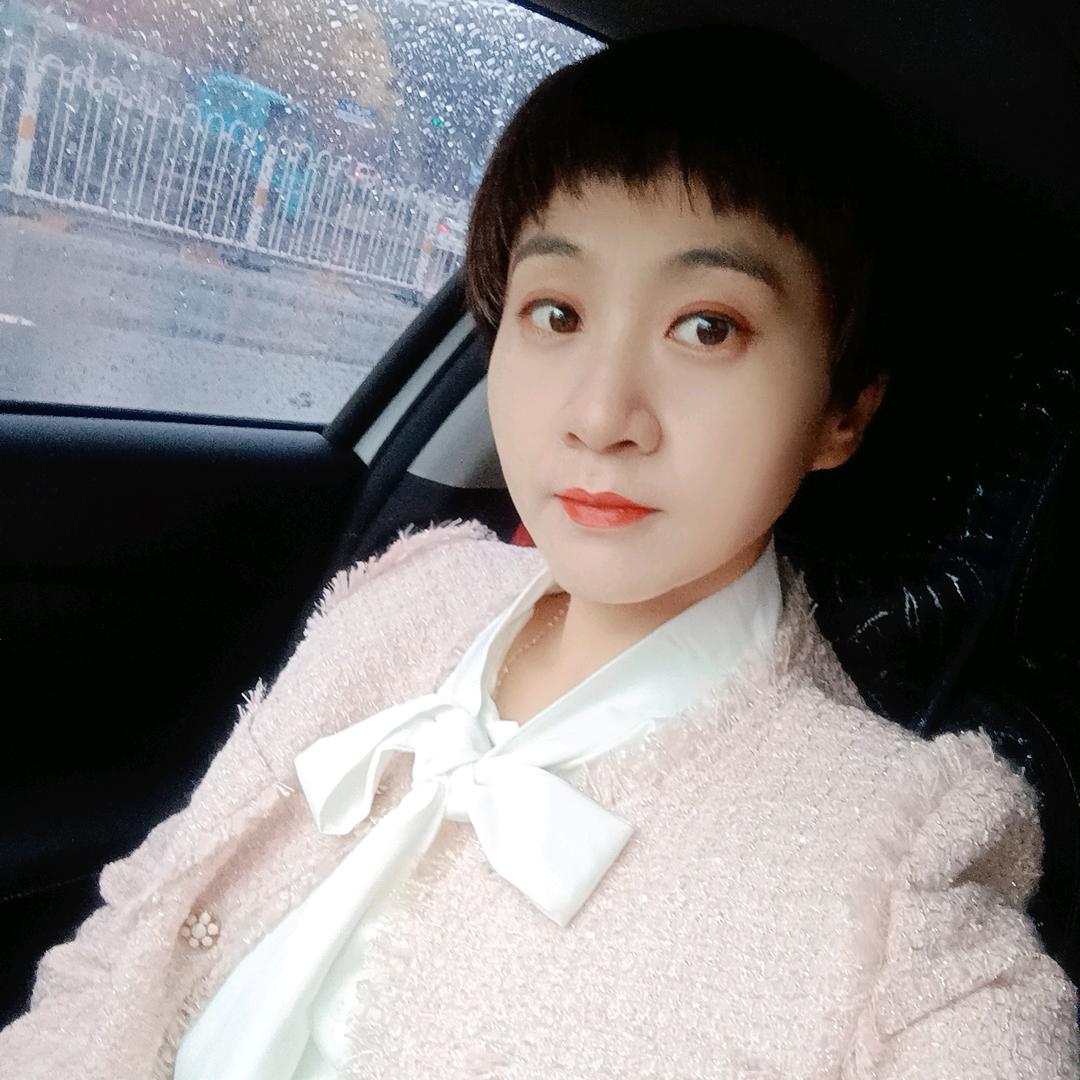 彩红