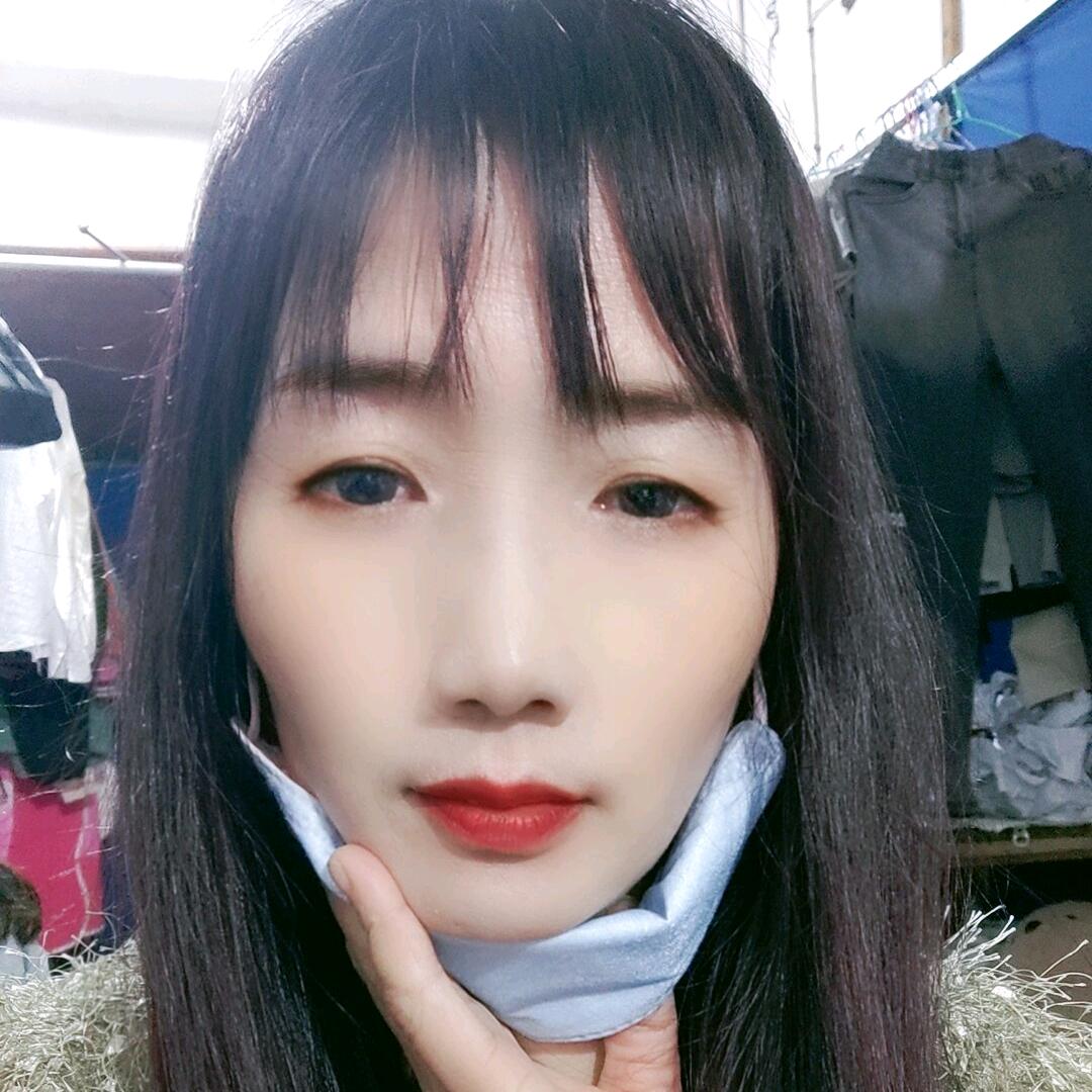 飞飞姐，早7点36开播