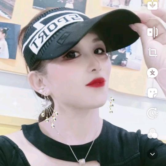 芳芳《71年🐷🐷》