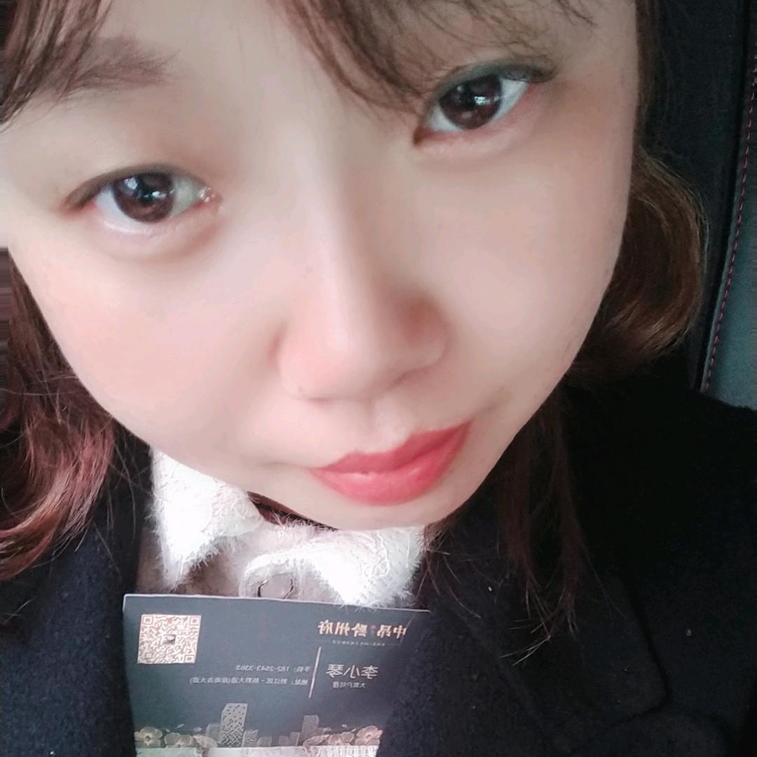 黔江房产李小琴