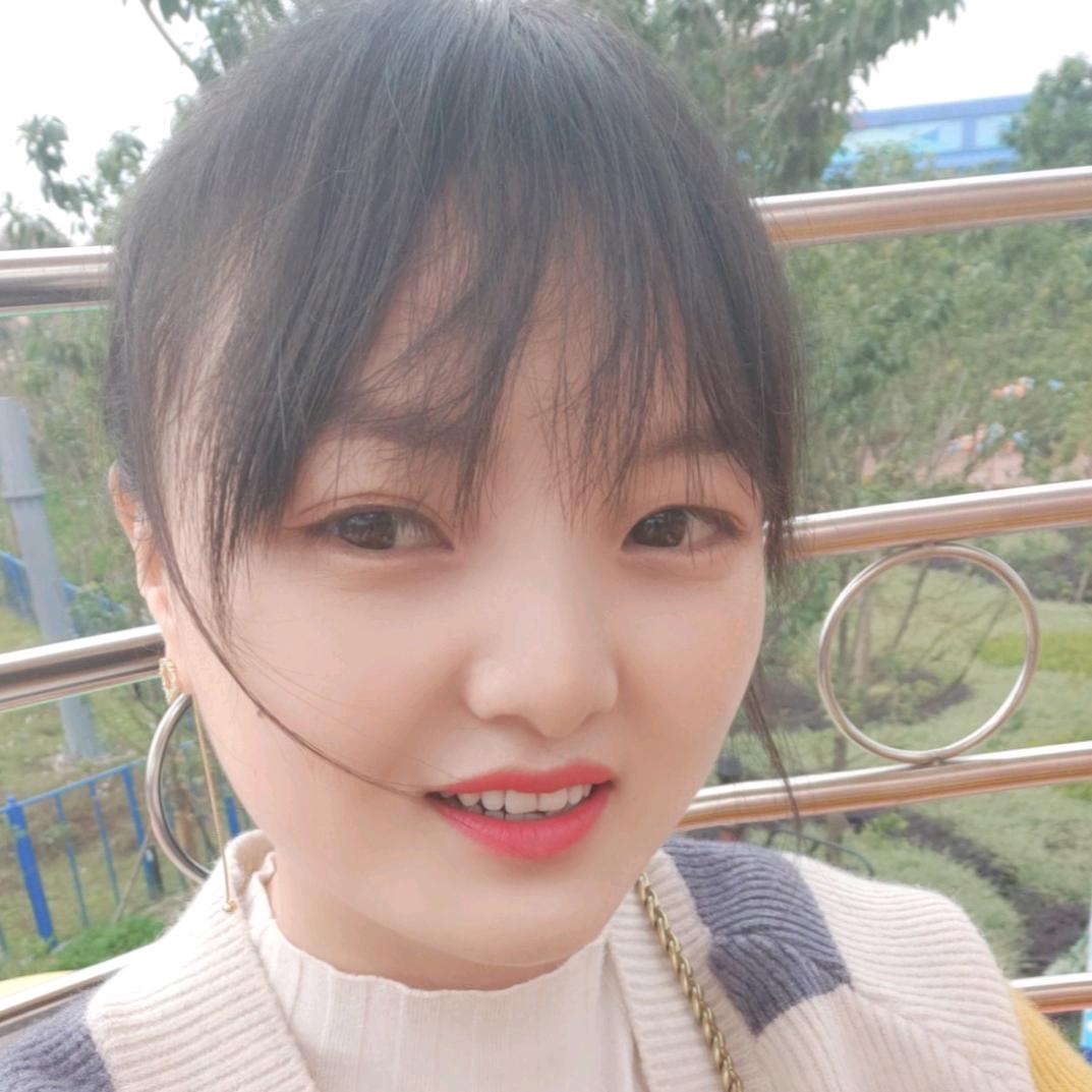 尔玛姑娘卖串串