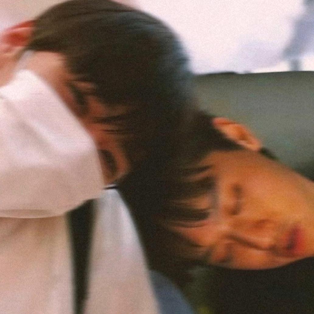 Y。