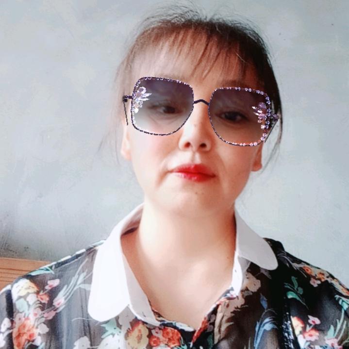 李小新一一