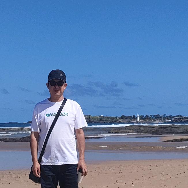 吉隆坡十维工贸Sunny