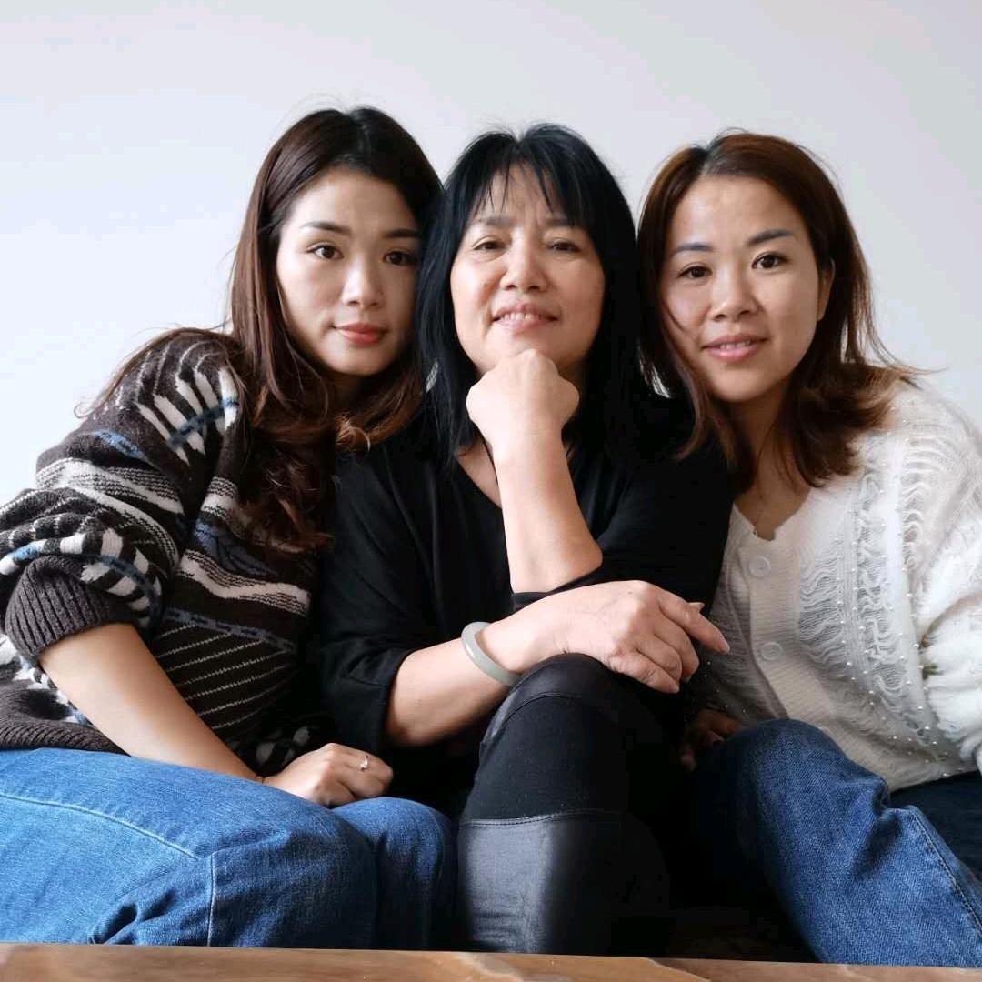 英妈
