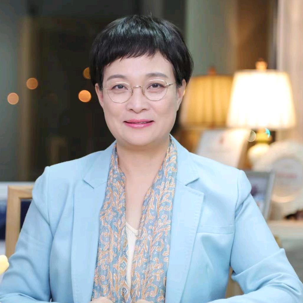 杨瑛看见