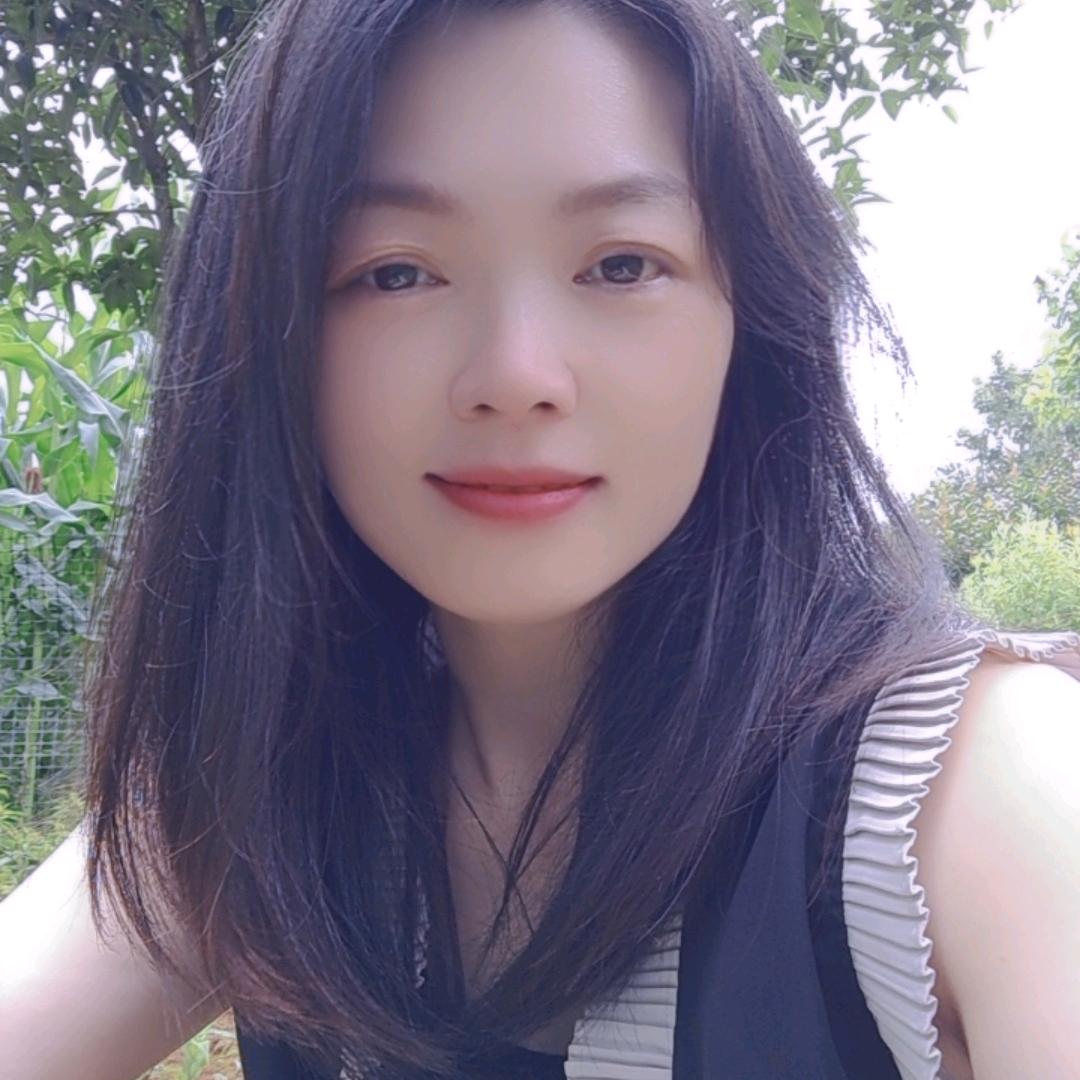 琳琳.