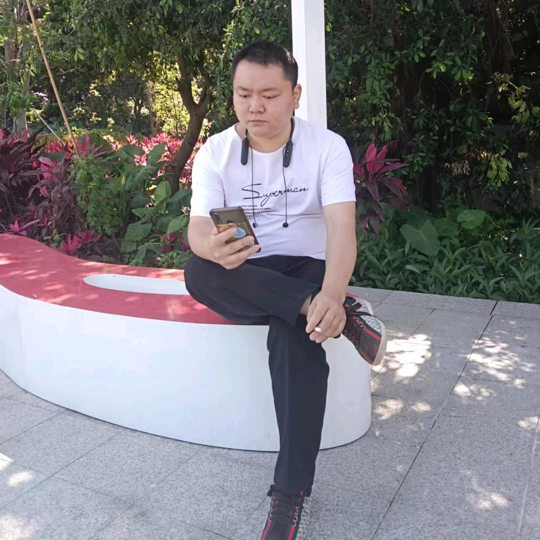 小超大哥