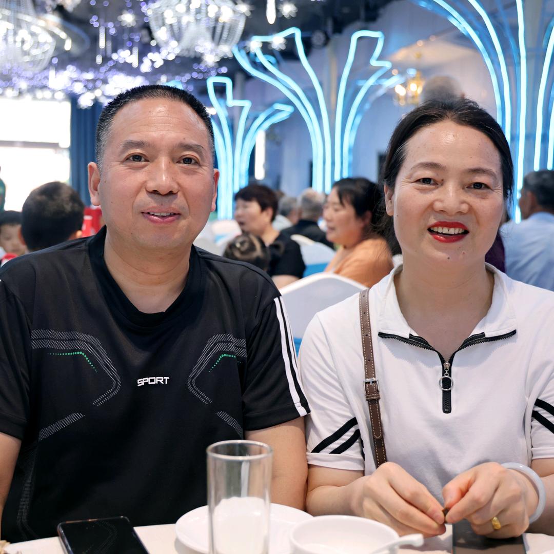 玲珑玉哥爱健身