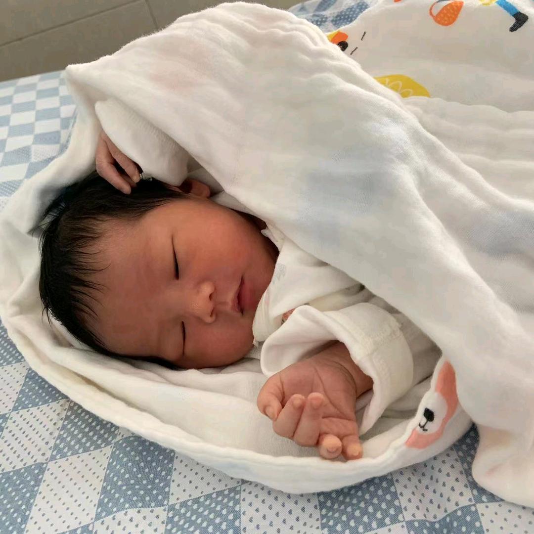 @爸爸的小宝贝王宥瑾呀