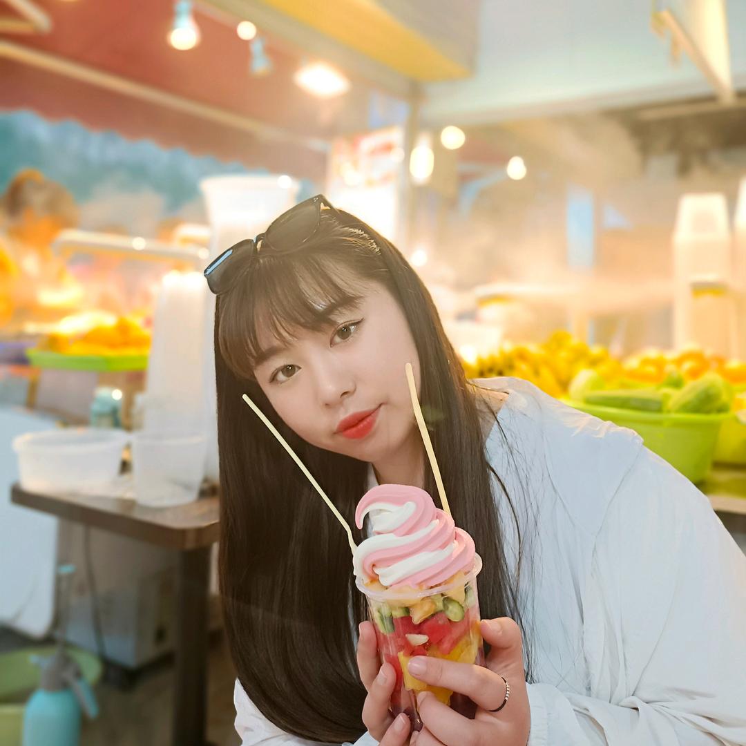 草莓佳🎈