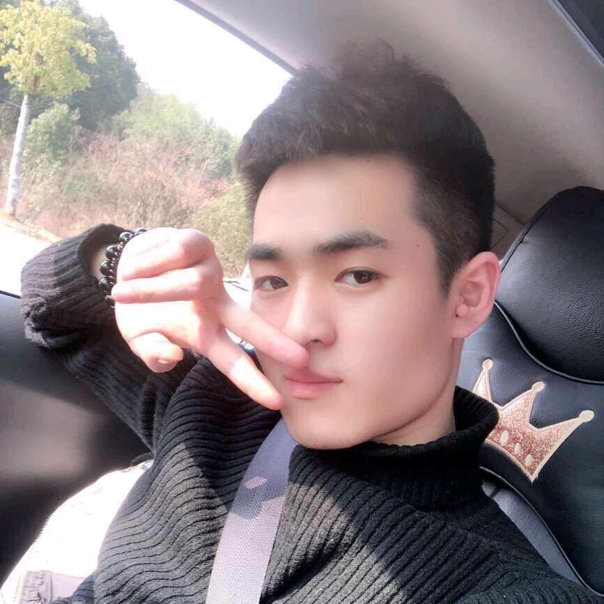 房产杨威