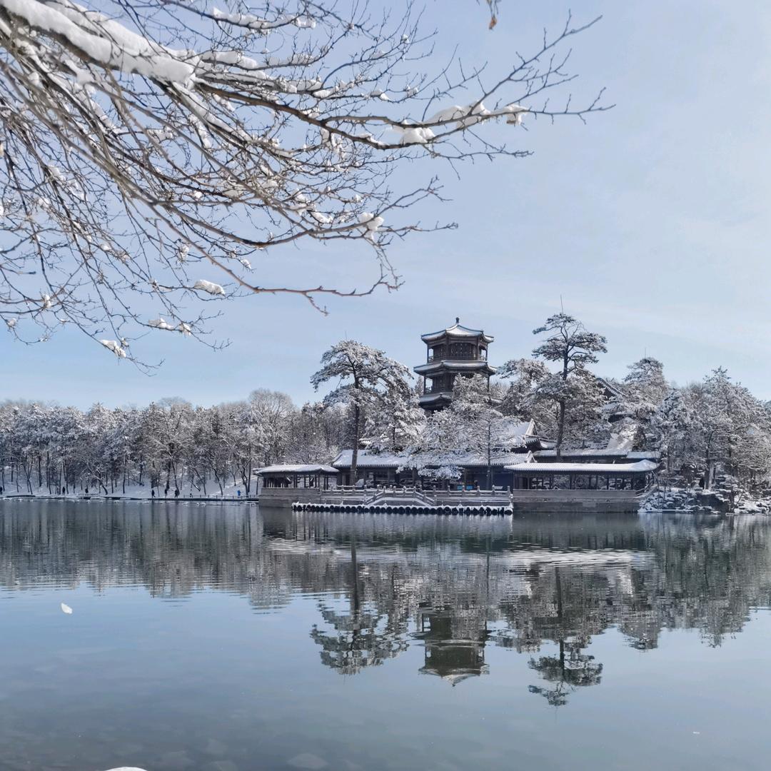 奇峰雪剑