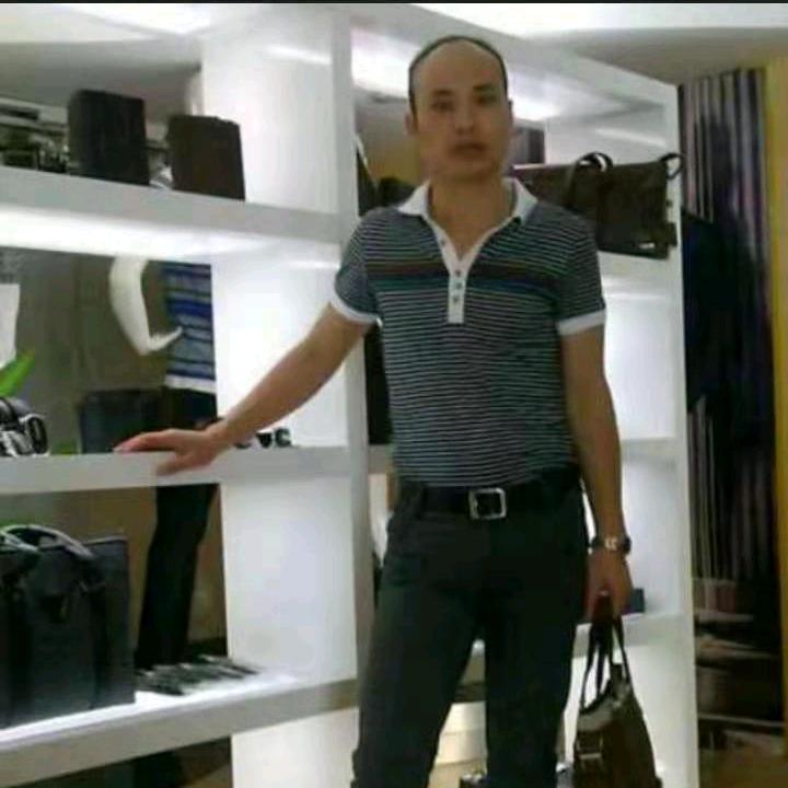 和尚应当敲木鱼